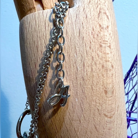 NWOT ADORE Fashion jewelry necklace and bracelet set - Picture 9 of 12